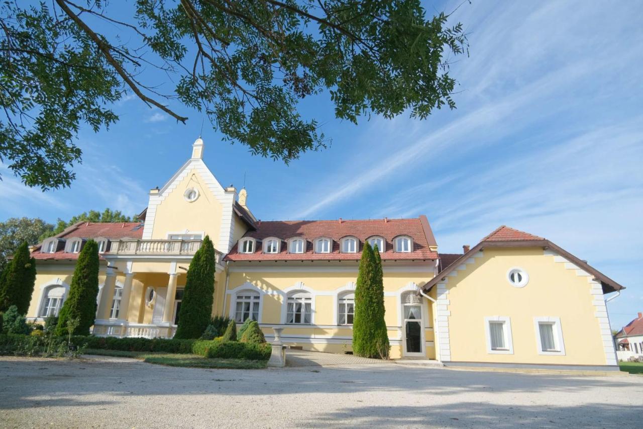 Bed and Breakfast Rosenberg Kuria Taplanszentkereszt Екстер'єр фото
